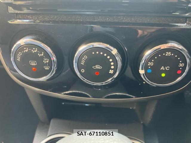 Mazda VERISA 2011-10 8563934-20