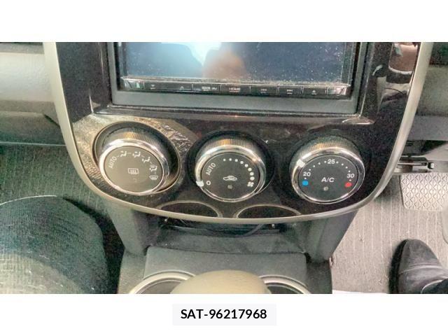 Mazda VERISA 2014-01 8782478-14