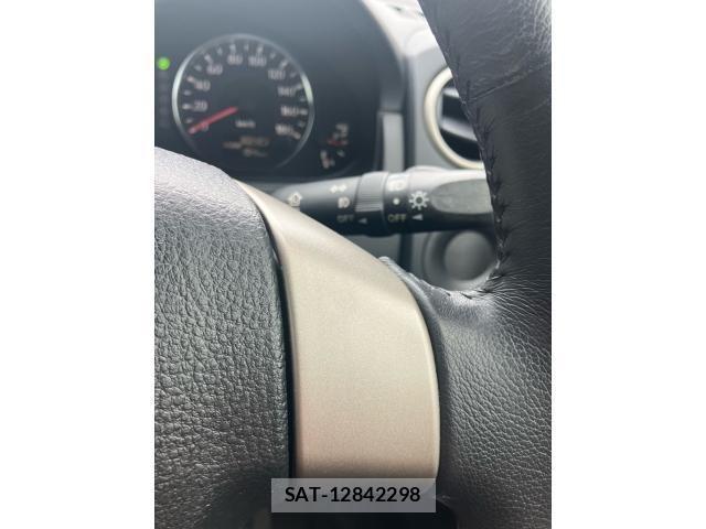 Mazda VERISA 2014-06 8782479-20