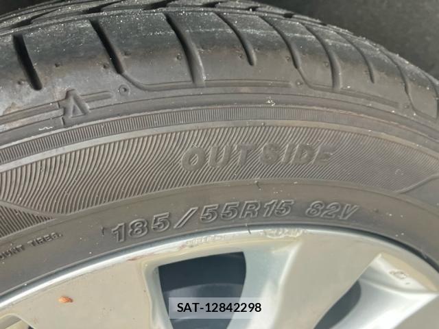 Mazda VERISA 2014-06 8782479-7