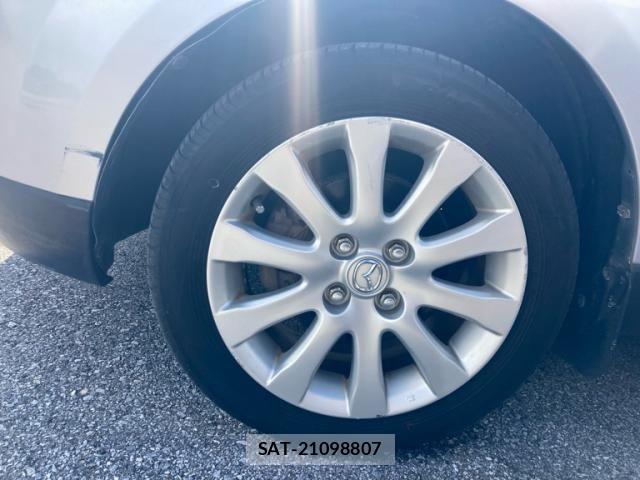Mazda VERISA 2011-10 8832257-8