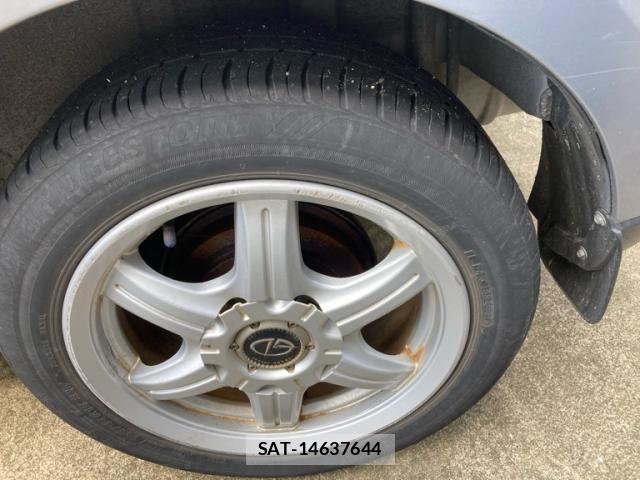 Mazda VERISA 2005-01 8832256-12