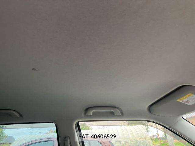 Mazda VERISA 2009-04 8832255-14