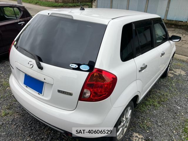 Mazda VERISA 2009-04 8832255-4