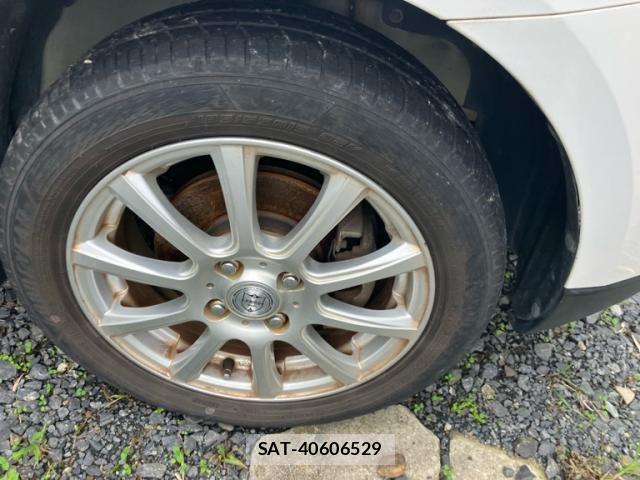 Mazda VERISA 2009-04 8832255-7