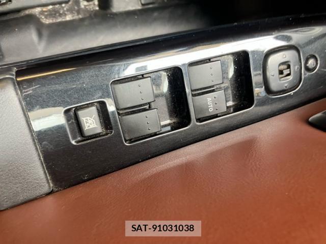Mazda VERISA 2009-05 8317816-12