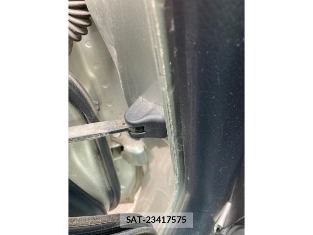 Toyota VEROSSA 2001-12 8850967-27