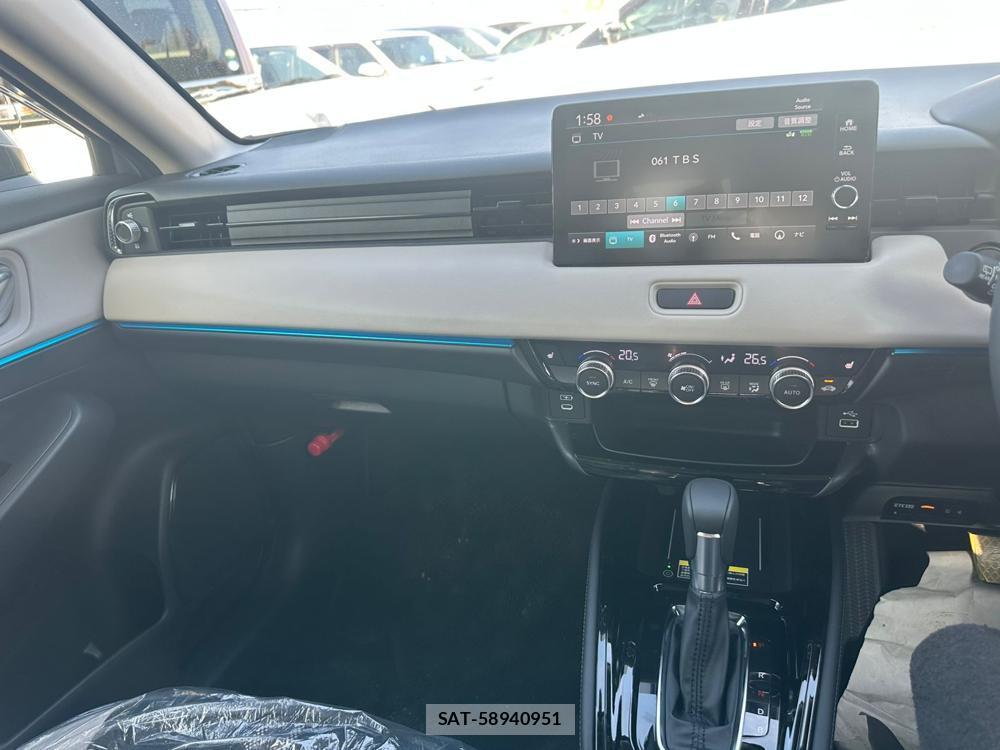 Honda VEZEL 2025-07 1423323-16
