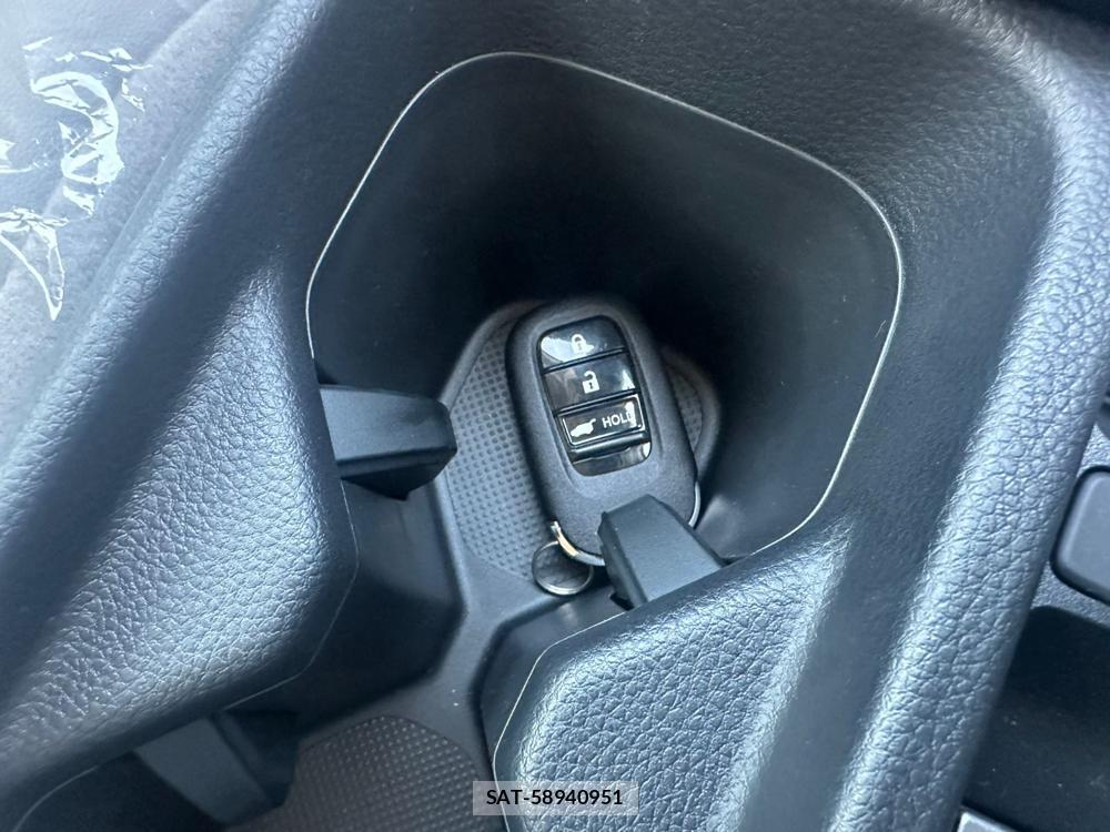 Honda VEZEL 2025-07 1423323-19