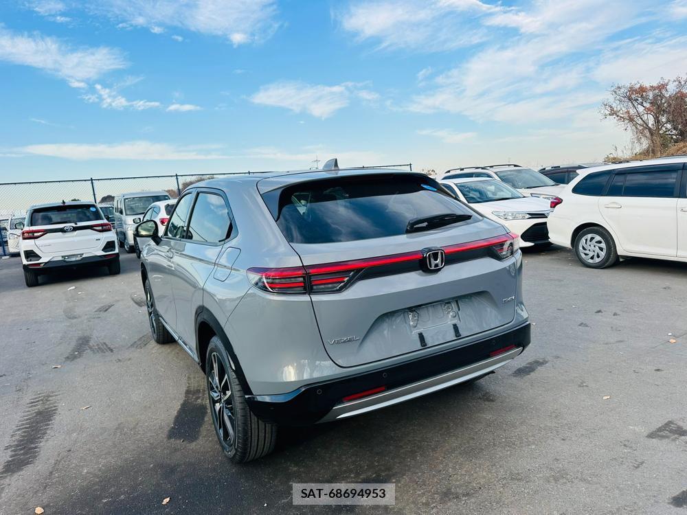 Honda VEZEL 2025 1611437-2