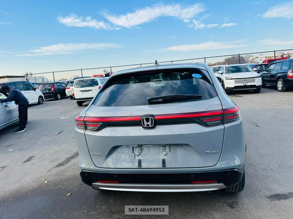 Honda VEZEL 2025 1611437-3