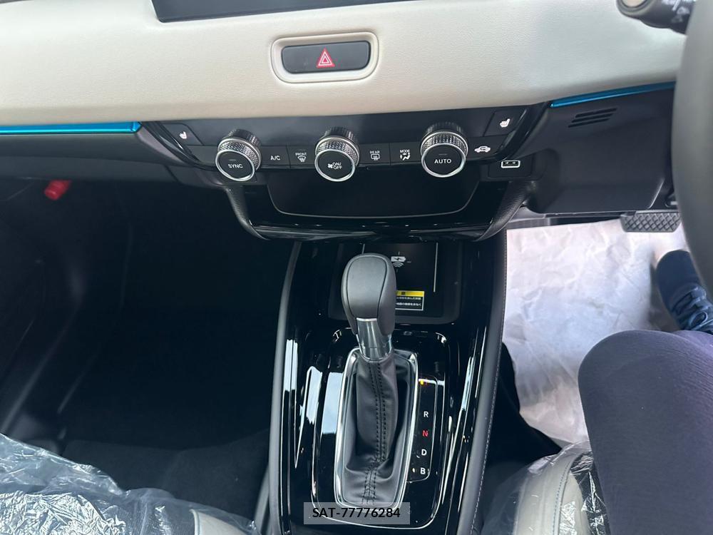Honda VEZEL 2025 1920702-20