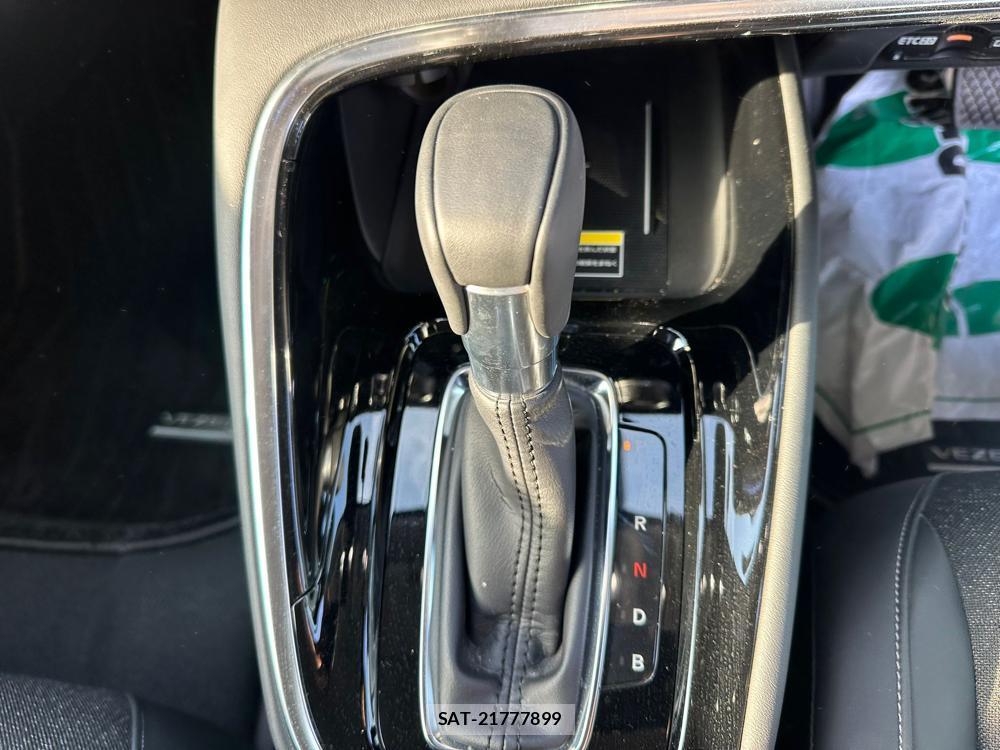 Honda VEZEL 2024 2317718-19