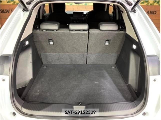 Honda VEZEL 2025 2320469-12
