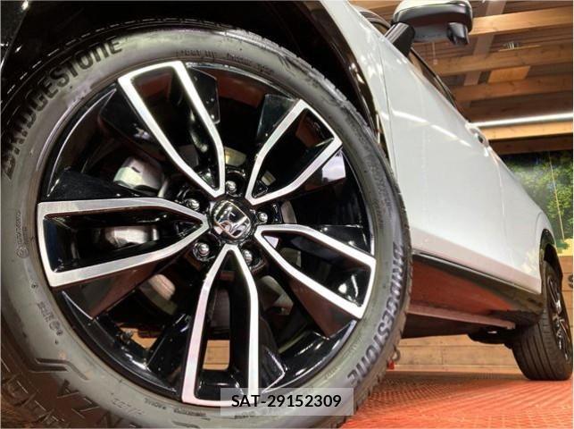 Honda VEZEL 2025 2320469-15
