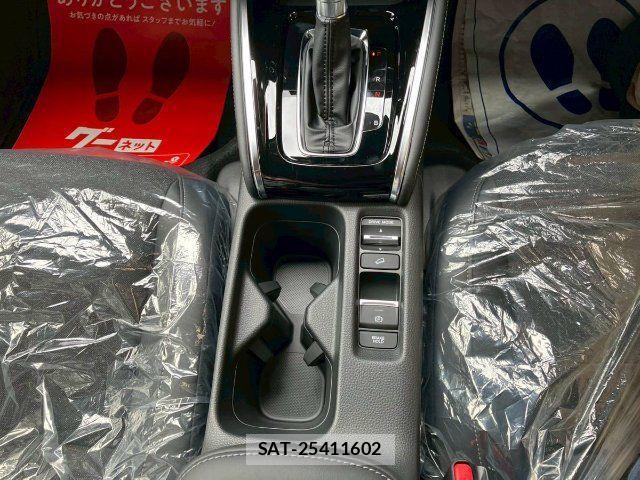Honda VEZEL 2025 2372779-8