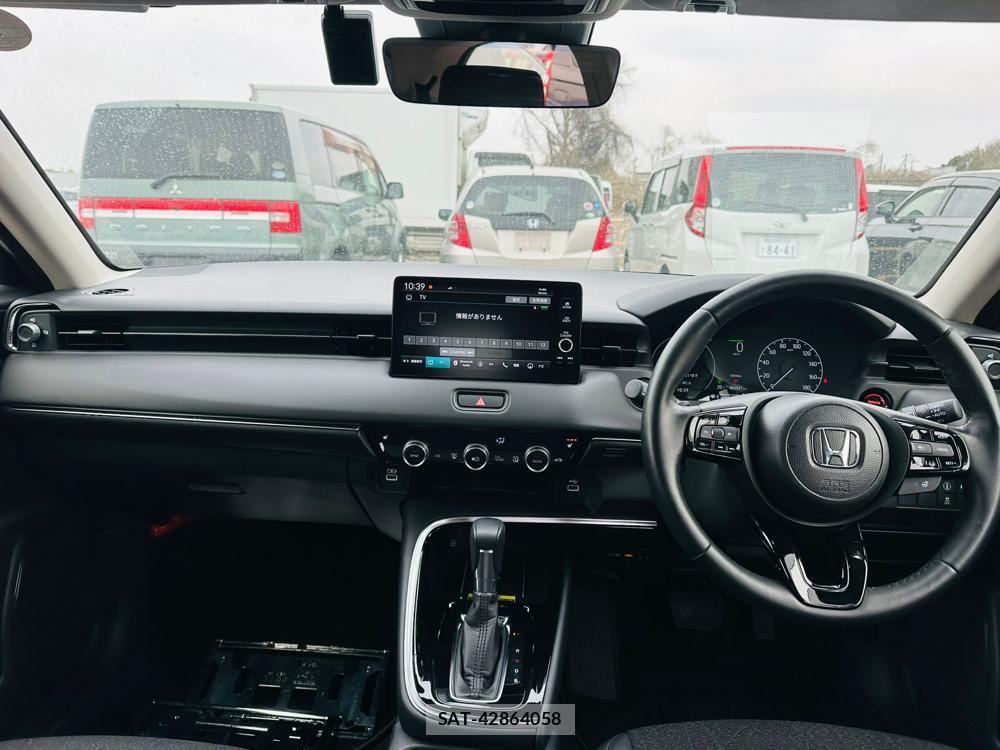 Honda VEZEL 2024-03 4651089-12