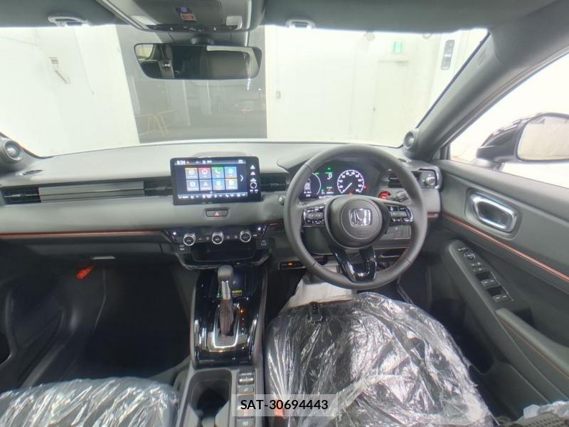 Honda VEZEL 2026 5852421-4
