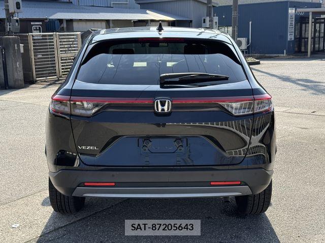 Honda VEZEL 2023-12 5881692-3