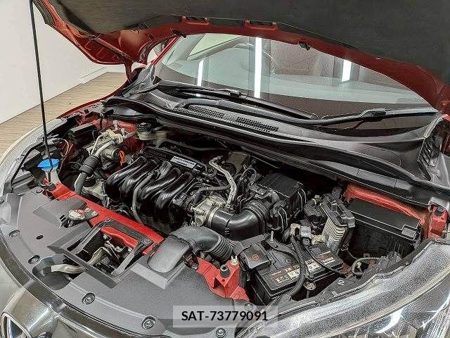 Honda VEZEL 2018-01 6277580-17