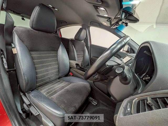 Honda VEZEL 2018-01 6277580-4