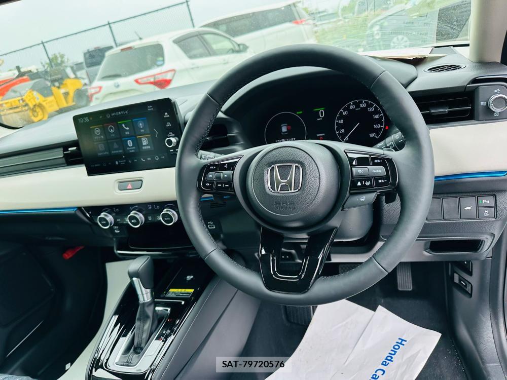 Honda VEZEL 2026-02 5860172-14