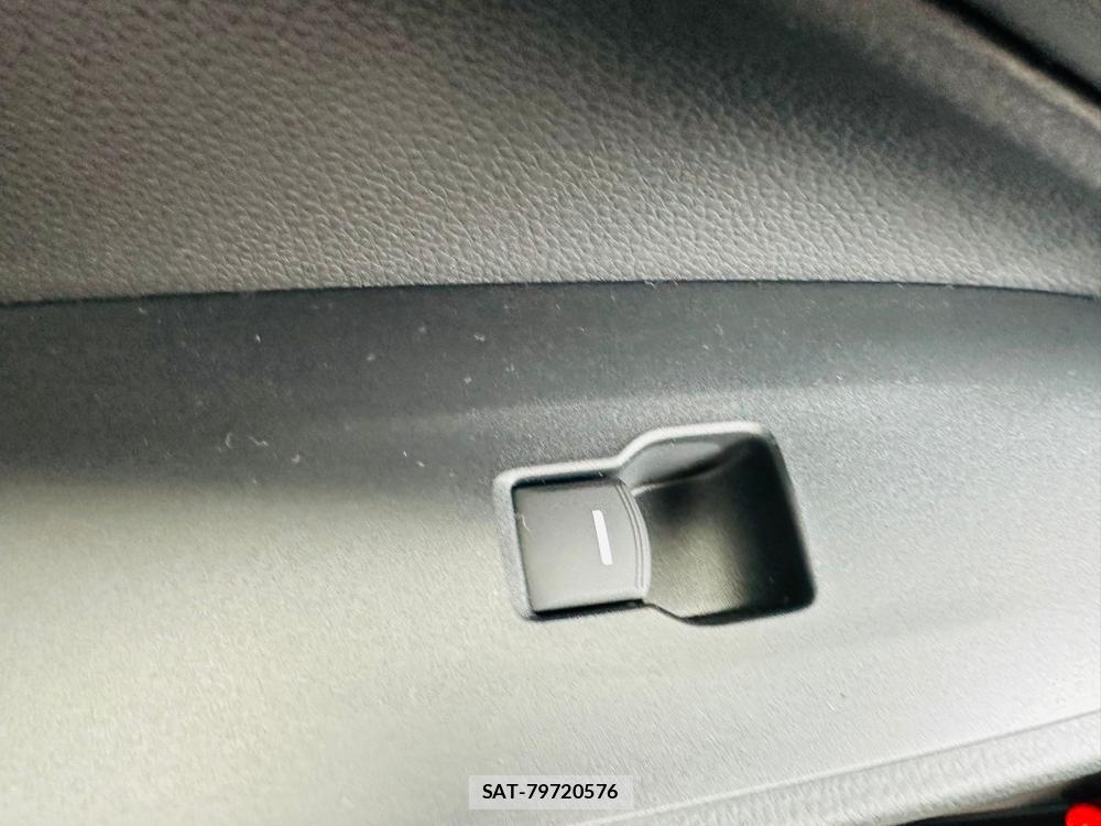 Honda VEZEL 2026-02 5860172-22