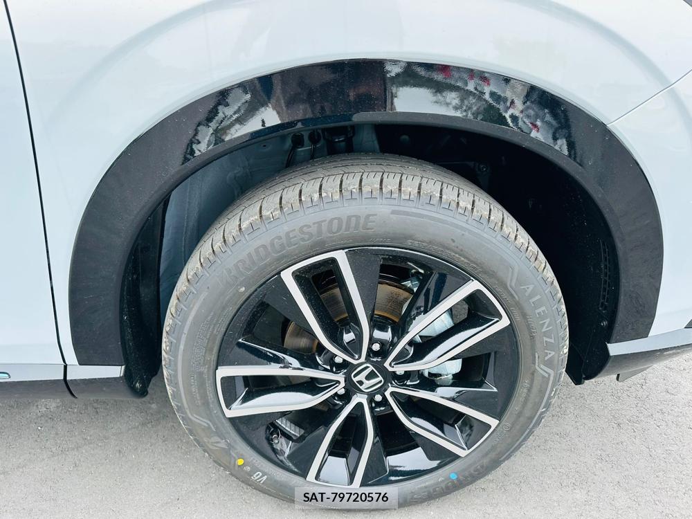 Honda VEZEL 2026-02 5860172-27