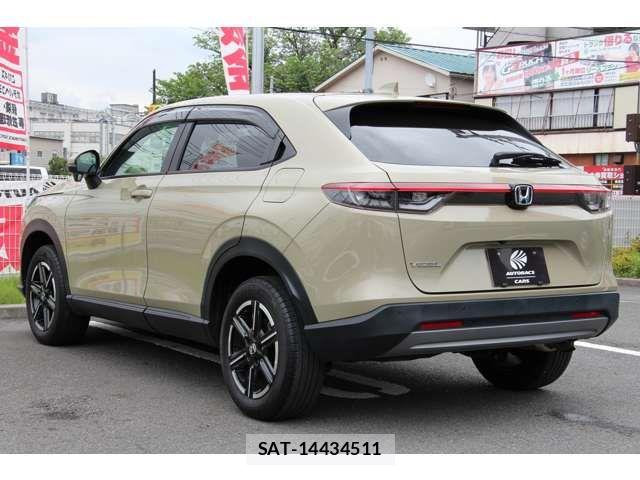 Honda VEZEL 2021-05 6717618-9