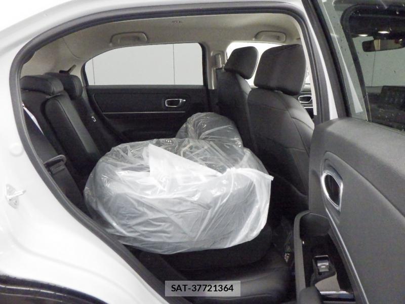 Honda VEZEL 2021 6735243-4