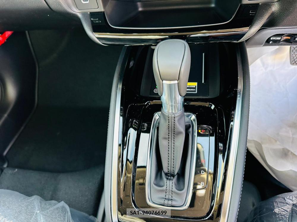 Honda VEZEL 2026 6820155-18