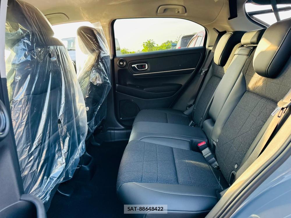Honda VEZEL 2026 6820152-9