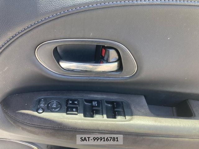 Honda VEZEL 2017-08 6914838-15