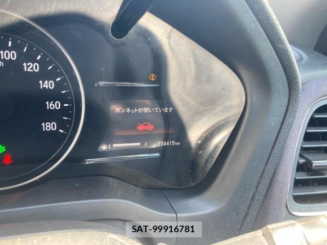 Honda VEZEL 2017-08 6914838-17