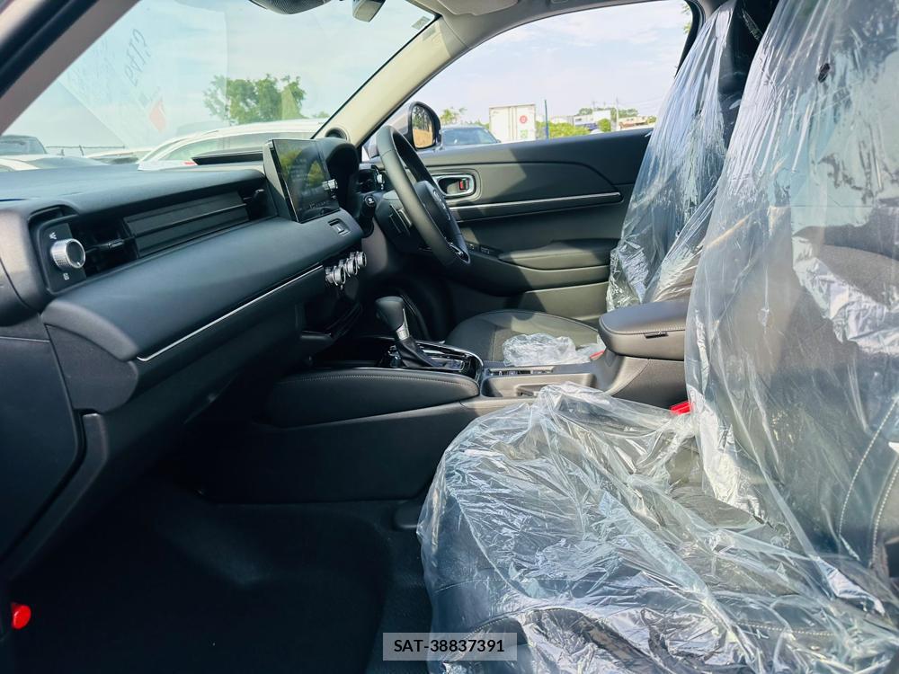 Honda VEZEL 2026 6820156-10