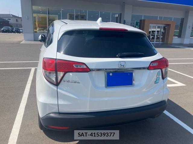 Honda VEZEL 2018-11 6998979-2