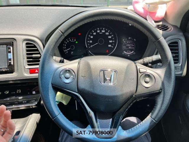 Honda VEZEL 2015-08 7021822-9