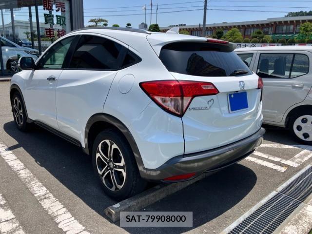 Honda VEZEL 2015-08 7021822-2