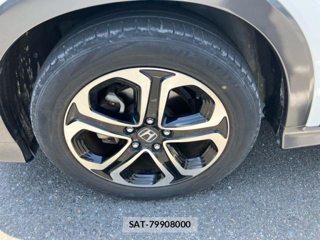 Honda VEZEL 2015-08 7021822-7