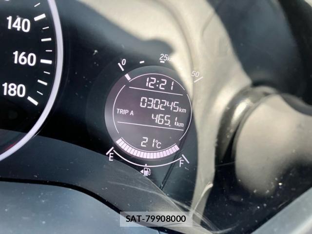 Honda VEZEL 2015-08 7021822-8