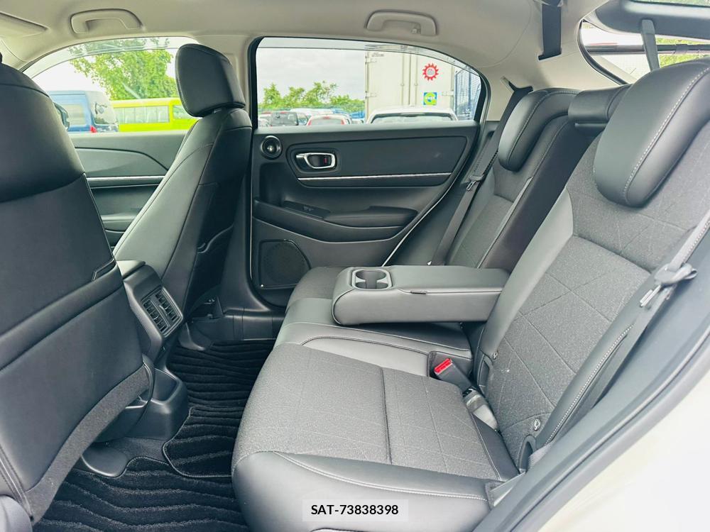 Honda VEZEL 2026 6904586-9