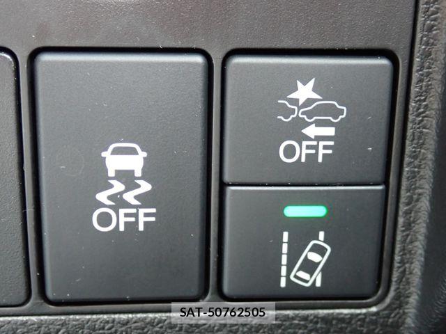 Honda VEZEL 2020-03 7061183-8
