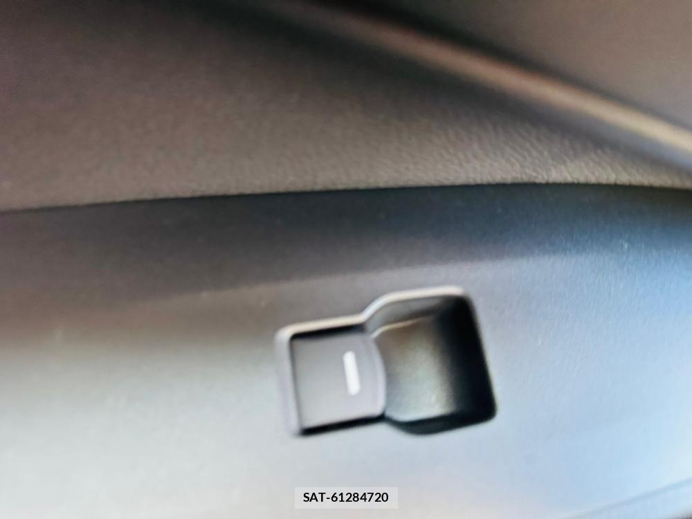 Honda VEZEL 2025 6820163-22
