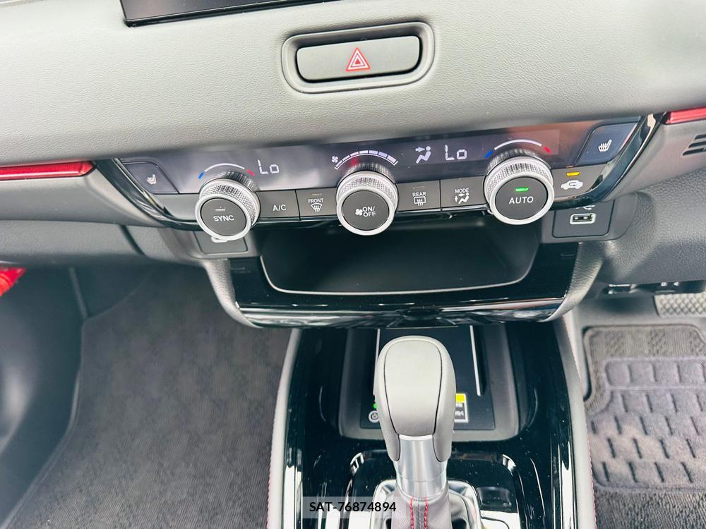 Honda VEZEL 2026 6844781-18