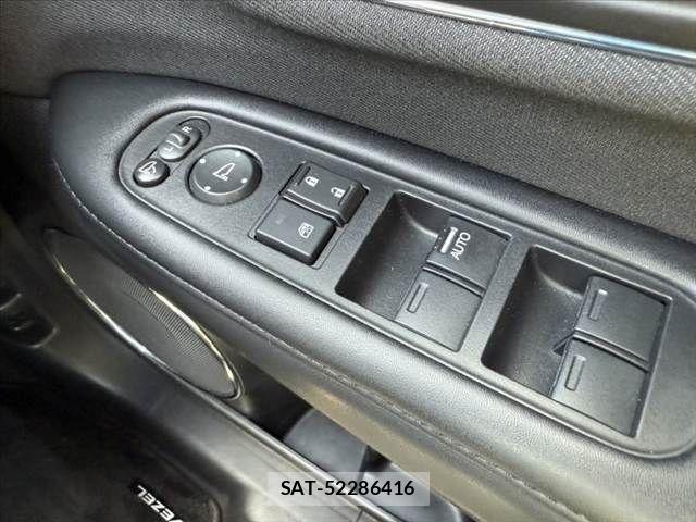 Honda VEZEL 2018-12 7226546-20