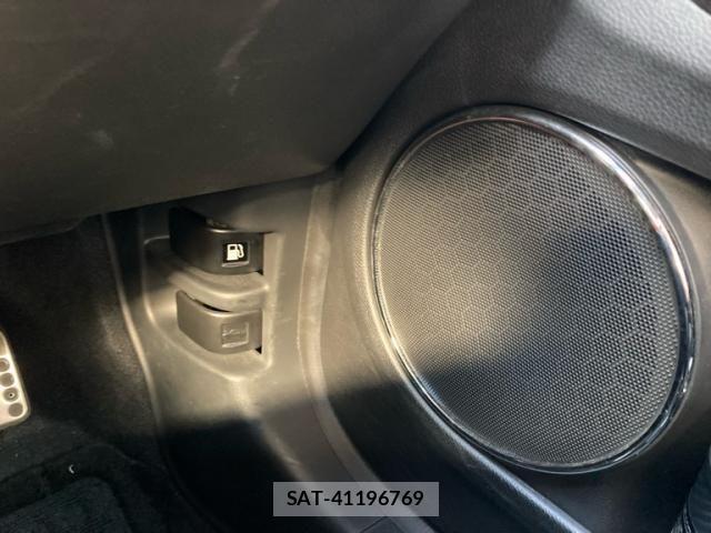 Honda VEZEL 2018-09 7226545-19