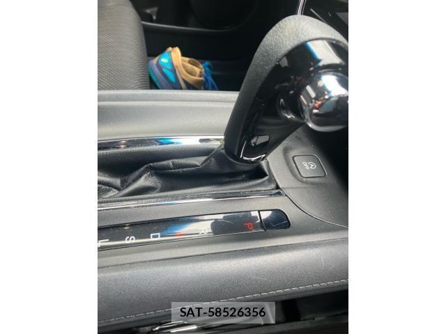 Honda VEZEL 2017-08 7226544-18