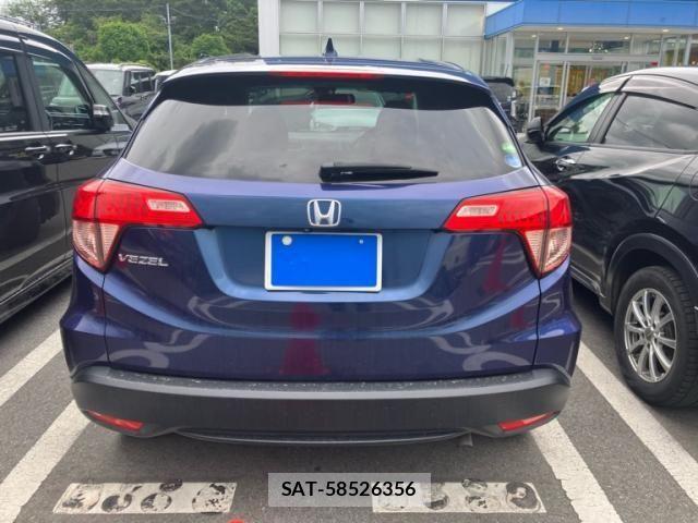 Honda VEZEL 2017-08 7226544-1