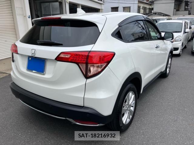 Honda VEZEL 2016-01 7226540-1
