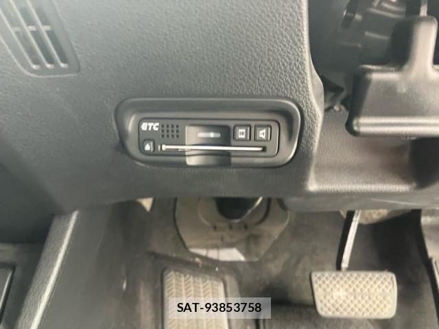 Honda VEZEL 2017-03 7226541-12